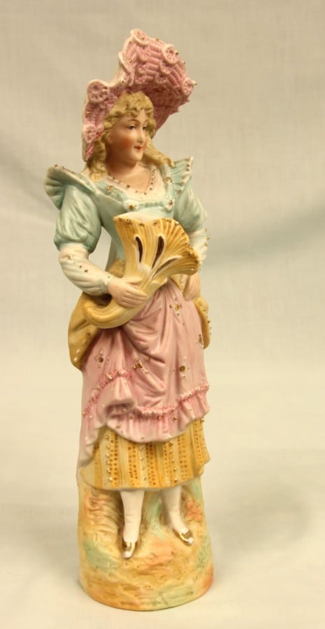 Antique Bisque Figurine of Young Lady bisque Antique Ceramics 7