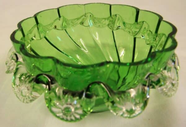 Antique Victorian Green Glass Frilled Bowl Antique Miscellaneous 6
