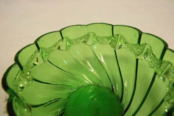 Antique Victorian Green Glass Frilled Bowl Antique Miscellaneous 7