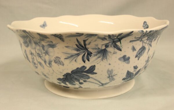 Antique Style Blue & White Bowl. - Image 3