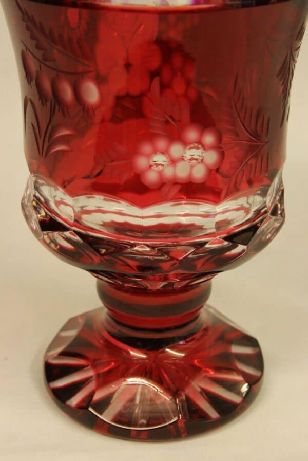 A Lovely Heavy Ruby Cut Glass Vase cut glass Antique Vases 6