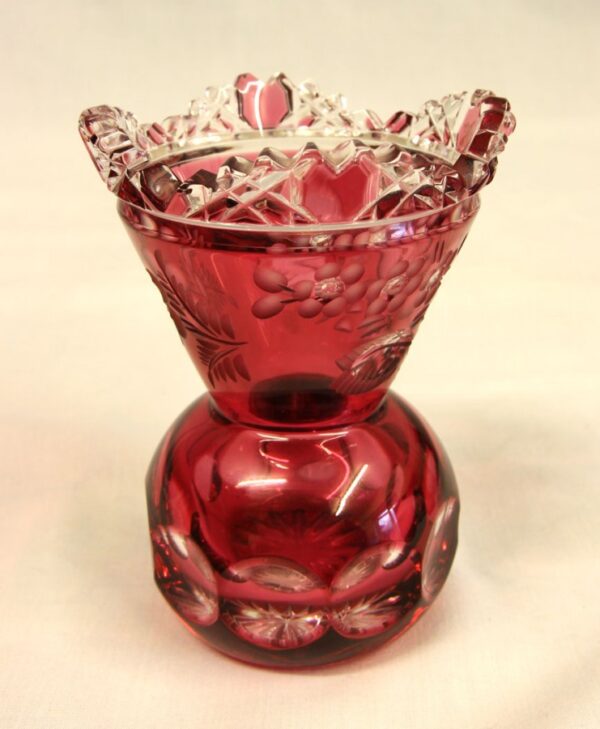 A Pretty Pair of Heavy Cut Glass Ruby Vases - Image 6