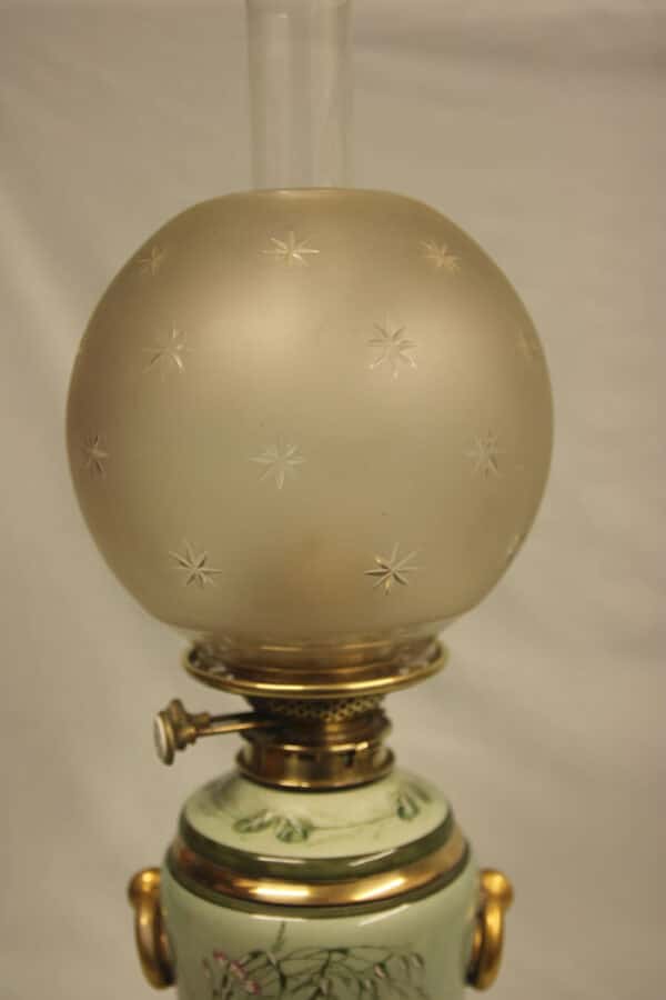 Antique Victorian Vase Oil Lamp - Image 4