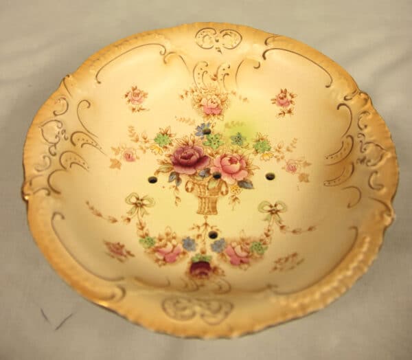 Antique Crown Devon Draining Bowl - Image 5