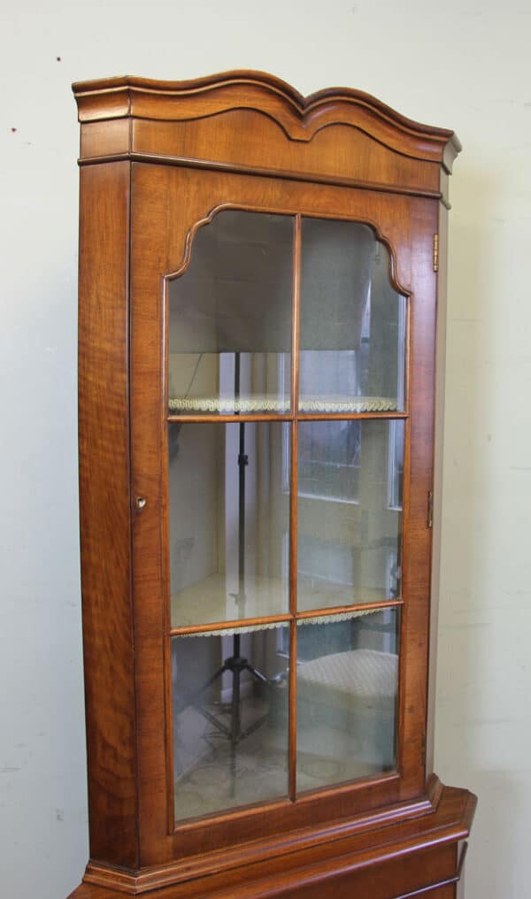 Queen Anne Style Walnut Corner Cabinet, - Image 2