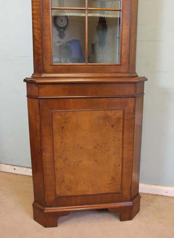 Queen Anne Style Walnut Corner Cabinet, - Image 5