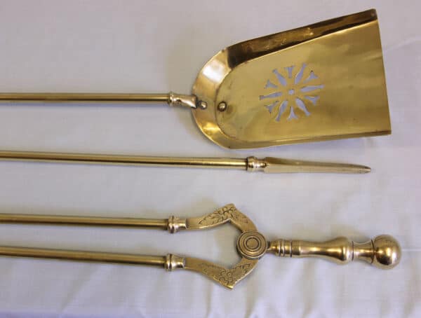 Set Brass Fire Irons. brass Antique Metals 4