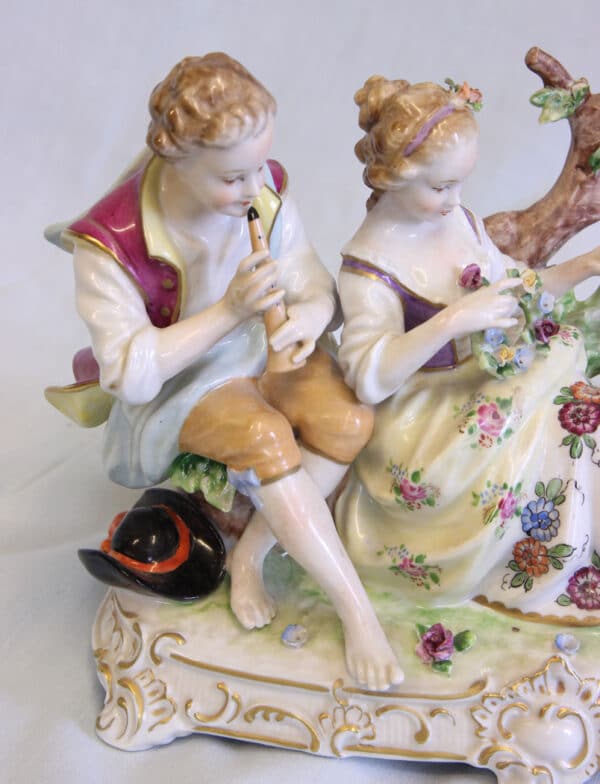 Porcelain Centre Piece. centre piece Antique Ceramics 8