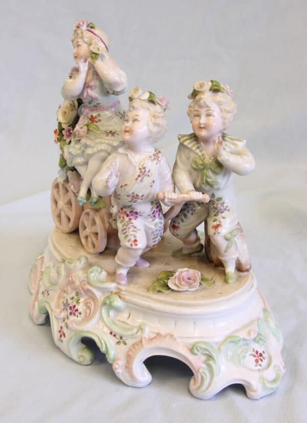 Antique Pair of Early 20th Century Porcelain Figurines of Mother & Children Antique Antique Ceramics 5