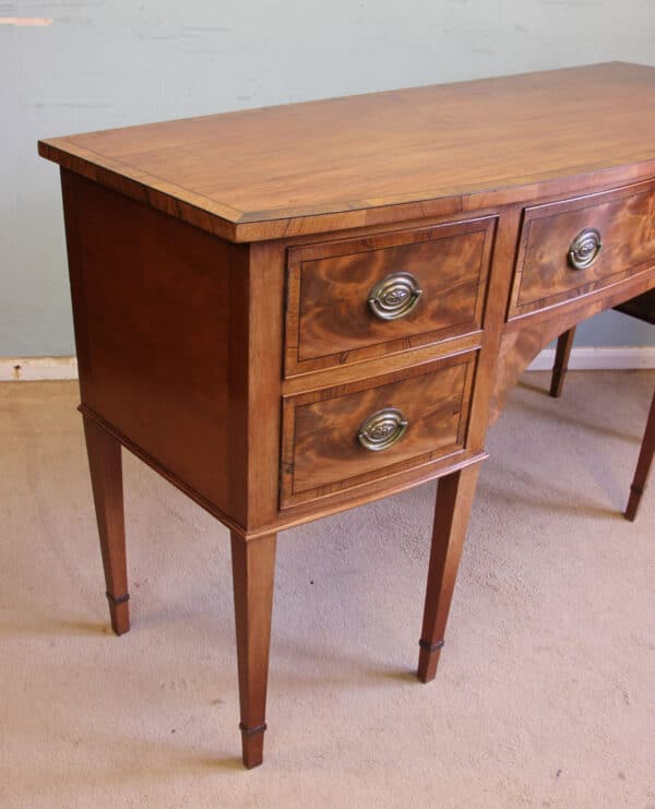 Antique Georgian Style Mahogany Shaped Front Sideboard - Image 6