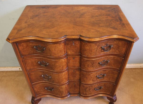 Antique Burr Walnut Serpentine Front Chest of Drawers - Image 10