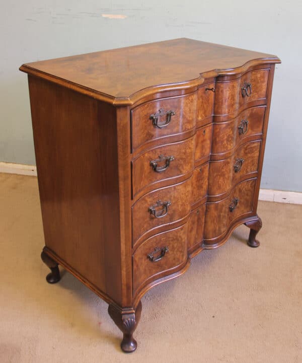 Antique Burr Walnut Serpentine Front Chest of Drawers - Image 5