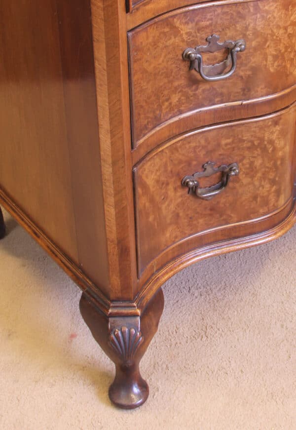 Antique Burr Walnut Serpentine Front Chest of Drawers - Image 7
