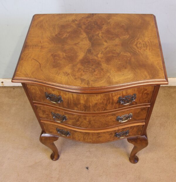 Small Burr Walnut Shaped Front Chest of Drawers - Image 4