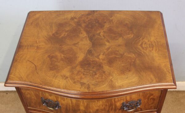 Small Burr Walnut Shaped Front Chest of Drawers - Image 5