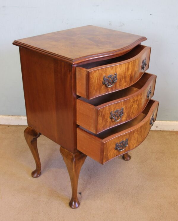 Small Burr Walnut Shaped Front Chest of Drawers - Image 7