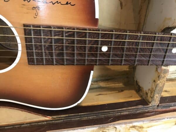 Gallotone Champion acoustic guitar - Image 5
