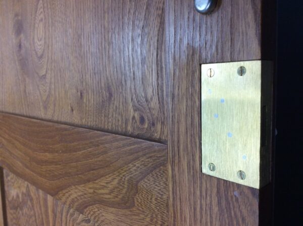 Ercol Windsor "Golden Dawn" Elm Double Wardrobe - Image 7