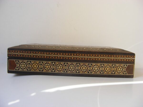 Beautiful Islamic Spain / Andalusia Inlaid Jewellery Box c1920 Bone & Mother of Pearl Inlay - Image 2