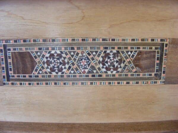 Beautiful Islamic Spain / Andalusia Inlaid Jewellery Box c1920 Bone & Mother of Pearl Inlay Alhambra Antique Boxes 7