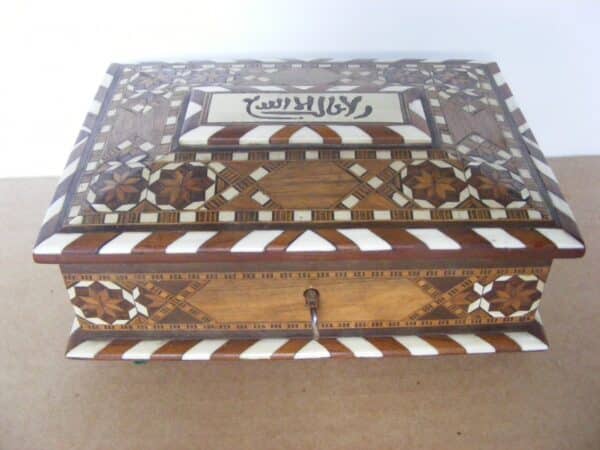 Beautiful Islamic Spain / Andalusia Inlaid Jewellery Box c1920 Alhambra Antique Boxes 3