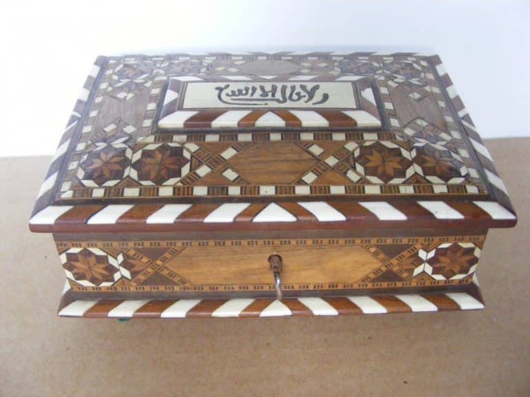 Beautiful Islamic Spain / Andalusia Inlaid Jewellery Box c1920 Alhambra Antique Boxes Beautiful Islamic Spain / Andalusia Inlaid Jewellery Box c1920
