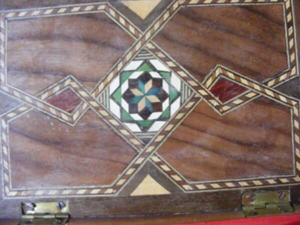 Beautiful Islamic Spain / Andalusia Inlaid Jewellery Box c1920 Alhambra Antique Boxes 5