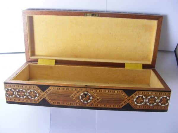 Beautiful Islamic Spain / Andalusia Inlaid Glove Box c1920 Mother of Pearl Bone Alhambra Antique Boxes 5