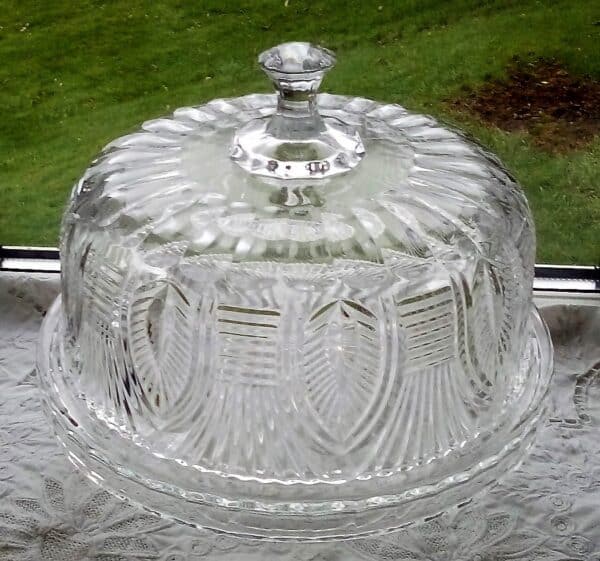 Antique English Moulded and Cut Glass Covered Cakestand Antique Antique Glassware 9