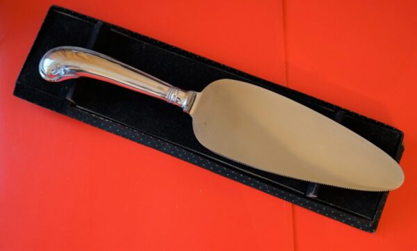 Circa:- 1960 Sheffield Viners Silver Pistol Handle Cake Slice – Rare Boxed Item Boxed Christening Set Antique Silver 3