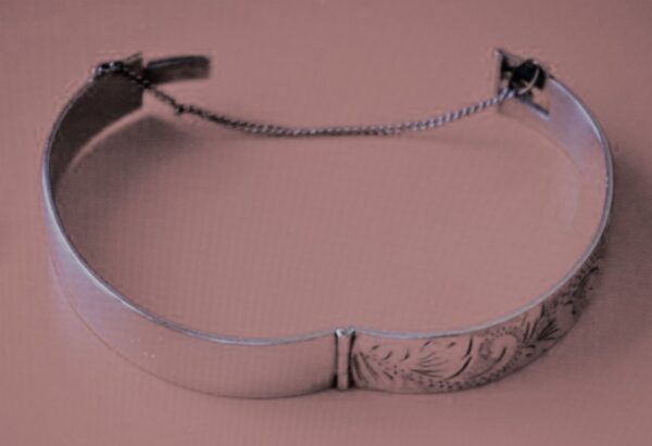 A Vintage Ornate Excalibur Sterling Silver Bracelet - Ideal Gift / Present / Boxed - Image 7