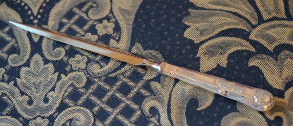 A Circa:- 1982 Sheffield Kings Pattern Silver Handle Letter Opener – Original Box – Collectible / Knife / Knives / Ideal Gift Boxed Silver Ice Tongs Antique Silver 10
