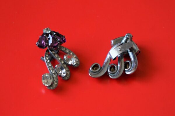 A Stunning Vintage Pair of Boxed Rhinestone Earrings – Birthday Gift / Present / Jewellery amethust Earrings, Rhinestone Earrings, Vintage Clip On Earrings Antique Jewellery 5