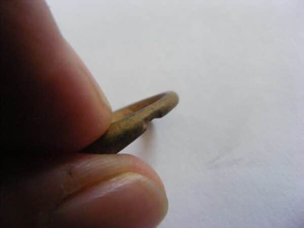 Beautiful ancient Islamic child's bronze ring with Kufic benediction 1,000 years old - Image 5
