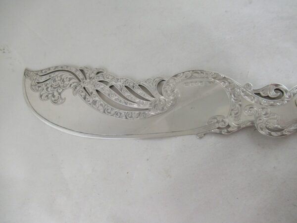 Large Antique SILVER FISH KNIFE – SUPERB – Hallmarked:-BIRMINGHAM 1850 Antique Silver 5