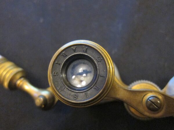 Late 19th Century French Mother of Pearl Opera Glasses/Paris binoculars Scientific Antiques 6