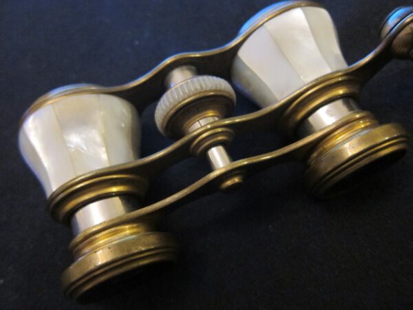 Late 19th Century French Mother of Pearl Opera Glasses/Paris - Image 7