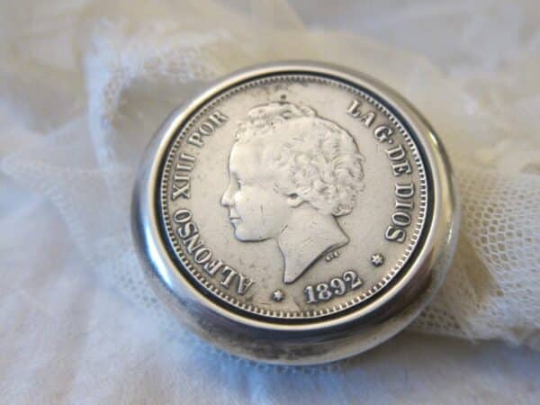 1892 Alfono X111 Silver Coin Pill Box coins Antique Silver 4