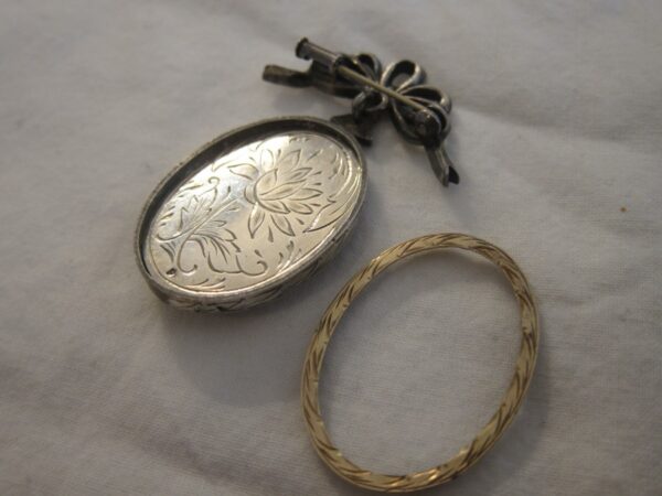 Antique French Silver & Blue Enamel "Sweetheart" Brooch - Image 4