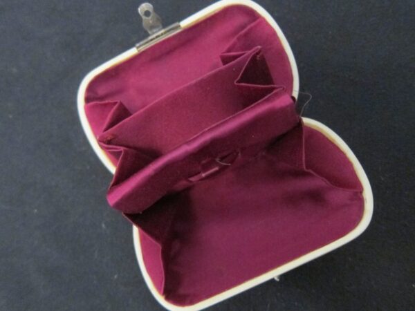 SOLD 1810-30 Antique French Ivory Silk lined "Sovereign Coin Purse" - Image 4