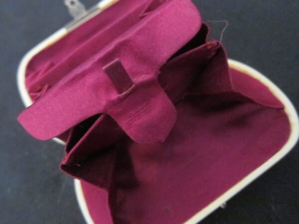 SOLD 1810-30 Antique French Ivory Silk lined "Sovereign Coin Purse" - Image 3
