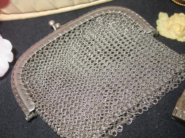 SOLD Antique French Jewellery /Mesh CoinPurse/ Frame/Box - Image 3