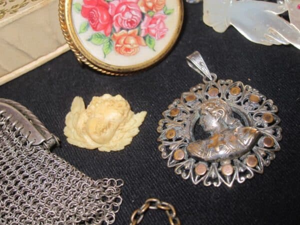 SOLD Antique French Jewellery /Mesh CoinPurse/ Frame/Box brooches Antique Jewellery 6