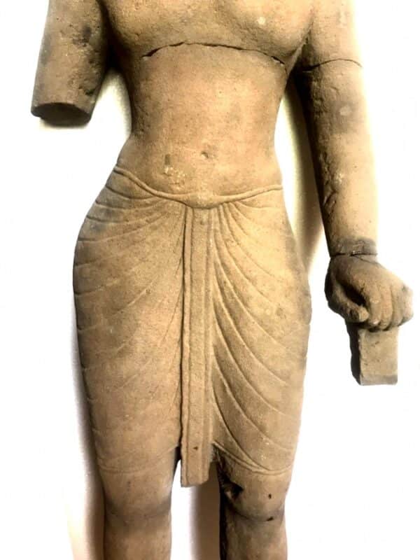 K0450 KHMER STANDING KRISHNA, PHNOM DA, SANDSTONE, 7th CENTURY khmer Antique Sculptures 5