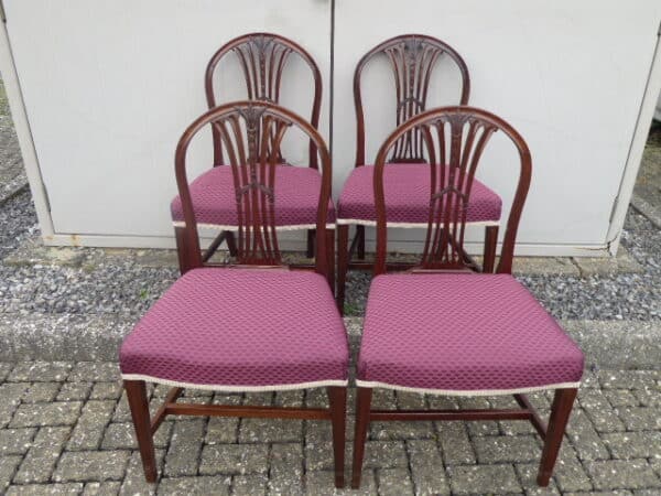 Set of 4 mahogany georgian dining chairs circa 1790