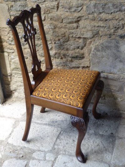 Walnut side chair – 19th century sidechair Antique Chairs 7