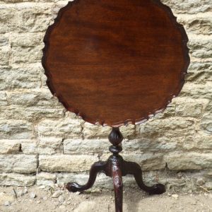 Victorian mahogany piecrust tilting tripod table Mahogany Antique Tables 3