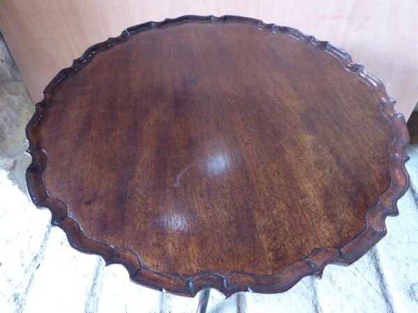 Victorian mahogany piecrust tilting tripod table Mahogany Antique Tables 10