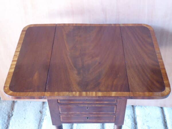 Mahogany inlaid sewing/work table circa 1830 - Image 5