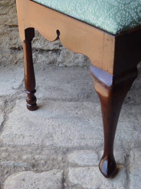 Early 18th century walnut corner chair corner chair Antique Chairs 8